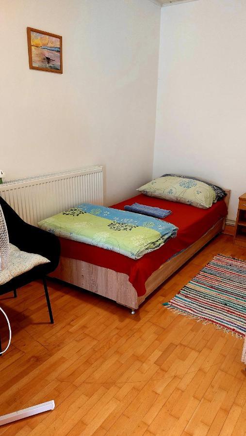Mandula Apartman Szeged Eksteriør bilde